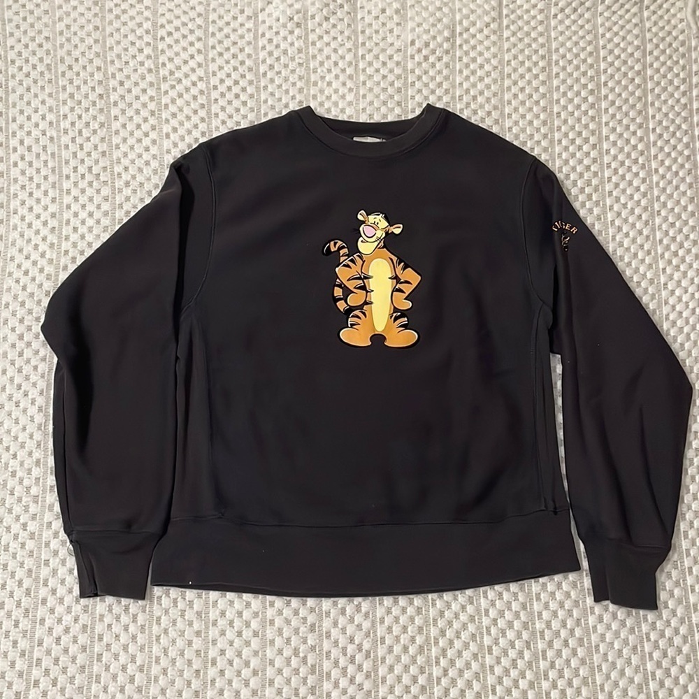 Vintage Disney Store Tigger Sweatshirt - Picture 2 of 16